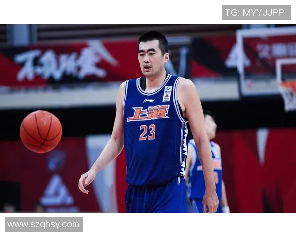 张兆旭：从篮球新星到职业生涯的传奇之路探索与成长的故事